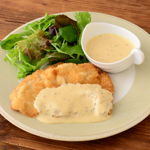 減塩豚ロースカツレツ　ヨーグルトソースがけ