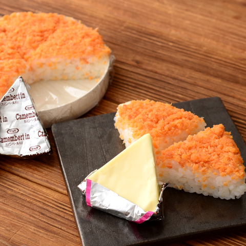 パッケージ容器で！カマンベール入り6Pの押し寿司風