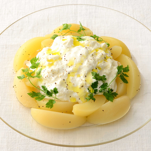 とろ～りモッツァレラの桃缶カプレーゼ