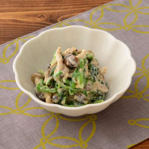 ほうれん草としめじのヨーグルトごま和え～適塩～