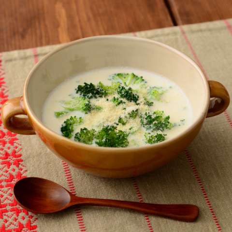 レンジで簡単！パルメ香るブロッコリーのミルクスープ～適塩～