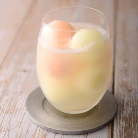 ビヒダス発酵酢ドリンク氷×サイダー