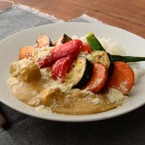 彩り夏野菜のチーズミルクカレー