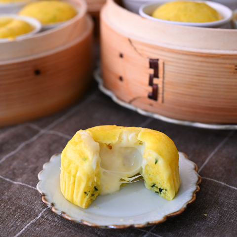 のびーるモッツァのかぼちゃ蒸しパン