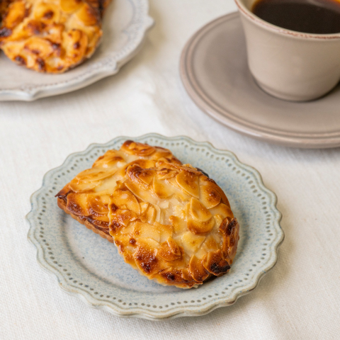 れん乳で簡単♪フロランタン風クッキー