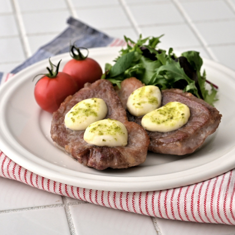 バジルモッツァレラのポークソテー