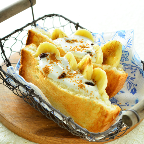 バナナとギリシャヨーグルトのポケットサンド