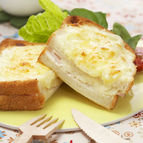 たっぷりチーズのクロックムッシュ